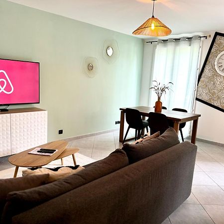 Appart' Calme - 48M² - Proche Versailles - Paris Elancourt Eksteriør billede