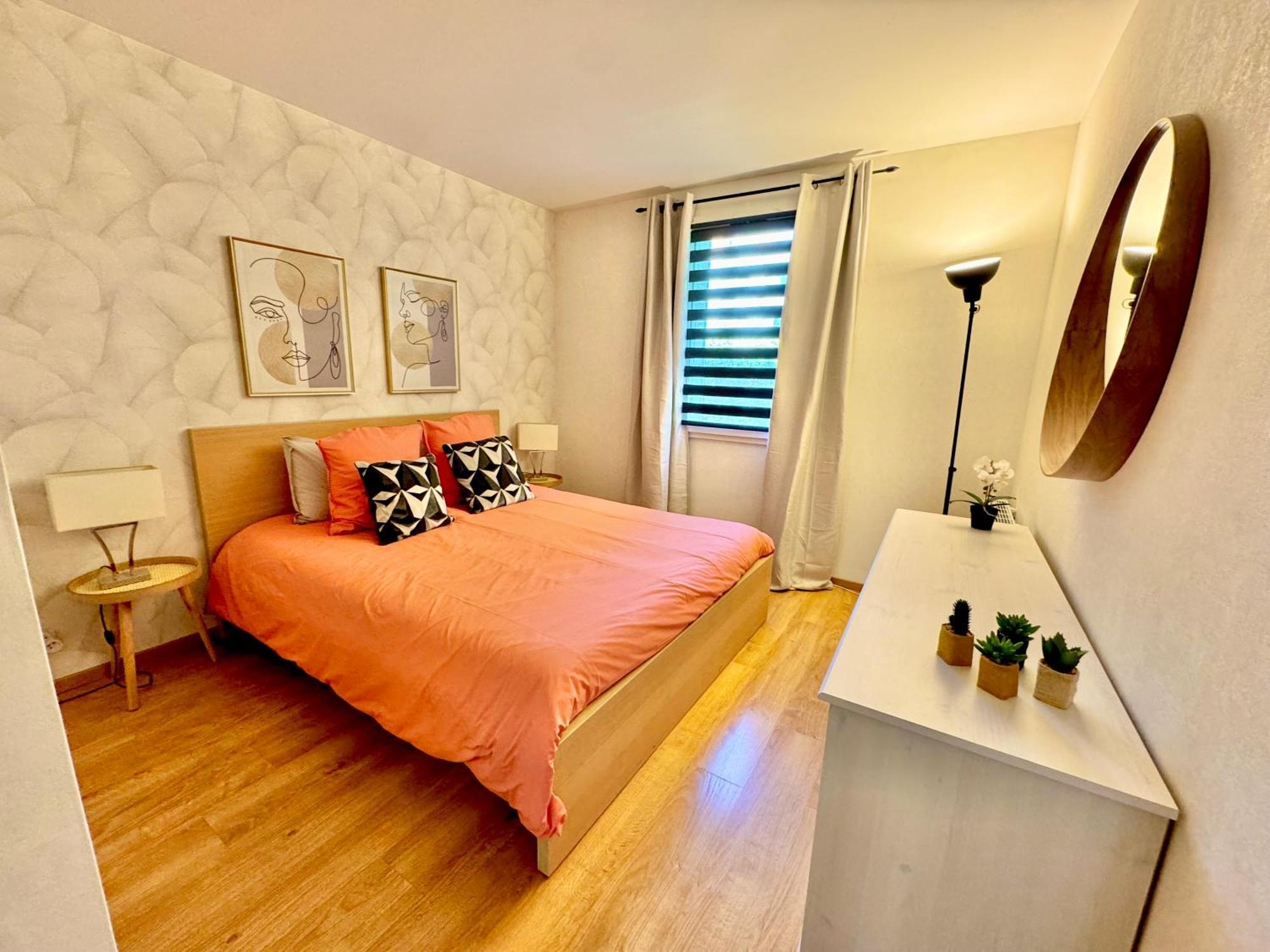 Appart' Calme - 48M² - Proche Versailles - Paris Elancourt Eksteriør billede